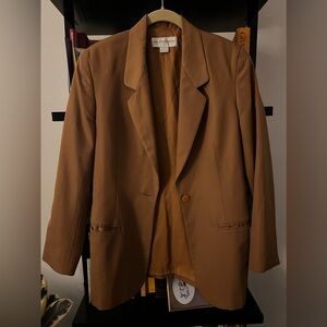 Vintage tan Liz Claiborne pantsuit